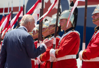 Carlos defiende la soberanía de Canadá