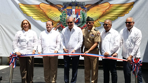  El presidente Luis Abinader encabezó la inauguración de la primera planta de ensamblaje de vehículos de la Industria Militar Dominicana, ubicada en el sector Los Novas, San Cristóbal.