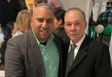 Comunicador Ángel Hernández ingresa a Fuerza Del Pueblo tras su salida del PLD