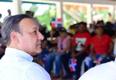 Abel Martínez sostiene encuentro con dirigencia del PLD en Montecristi