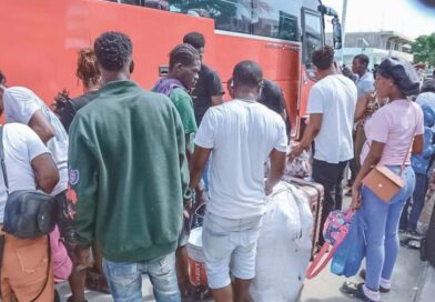 Casi 60 mil haitianos abandonan la República Dominicana por la presión migratoria