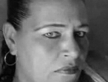 Fallece mujer por presunta agresión de su pareja en Santiago