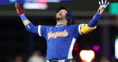 Venezuela vence 3-2 a Estados Unidos y se corona campeón del Clásico Mundial