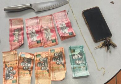 Apresan dos hombres por arrebatar cadena a mujer en El Hospedaje Yaque, Santiago