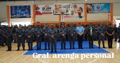 Gral. Escalante, Director regional fortalece disciplina policial mediante arenga institucional en San Cristóbal