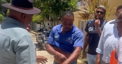Detienen a 5 menores que intentaron ingresar armados a liceo en Cabarete y agredieron al portero