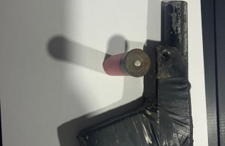 Detienen dos hombres acusados de portar armas artesanales en operativos en Azua
