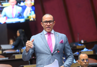 Diputado Frank Ramírez: “Carolina Mejía tiene una estructura superior”
