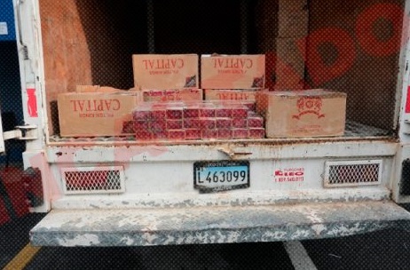 PN ocupa 100 mil cigarrillos de contrabando y apresa a tres hombres en SDO