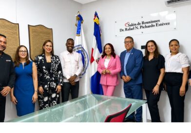 Sociedades médicas sellan alianza para fortalecer atención especializada