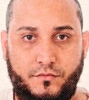 PN ocupa armas y drogas en La Vega; busca a «Wilkyns Gatillo», considerado «altamente peligroso»