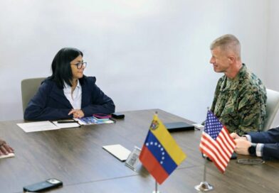 Reabren el principal aeropuerto de Caracas