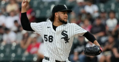 Luis Castillo lanza en grande en la victoria de los Medias Blancas