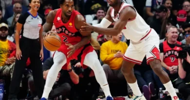 Kawhi Leonard se perderá al menos una semana por inflamación en una rodilla