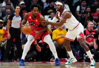 Kawhi Leonard se perderá al menos una semana por inflamación en una rodilla