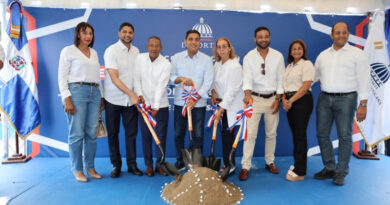 Miderec inicia construcción de multiuso en Los Cacaos, San Cristóbal